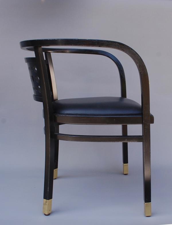 Otto Wagners Postsparkassensessels von Thonet